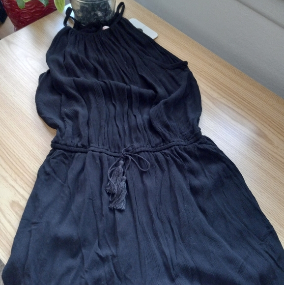 Romper - Picture 1 of 4